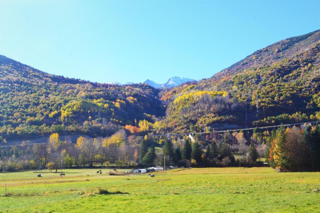 Apartament Acollidor Amb Una Gran Llar De Foc By Rural D'Aneu Esterri d'Àneu Exterior foto